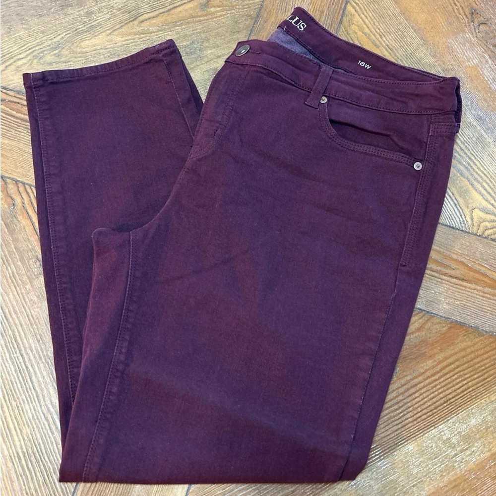 EUC Stylus Skinny Ankle Maroon Pants - size 18